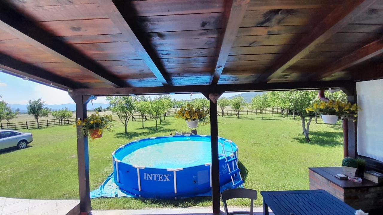 Villa La Prairie à Korenica Extérieur photo